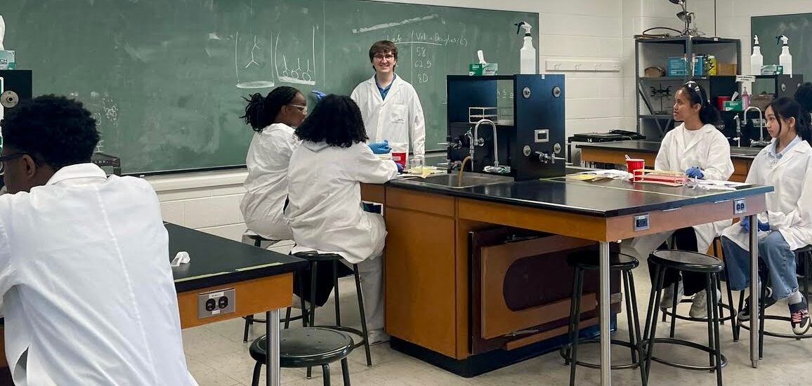 Biochemistry Day Introduces High School Students to the World of Science